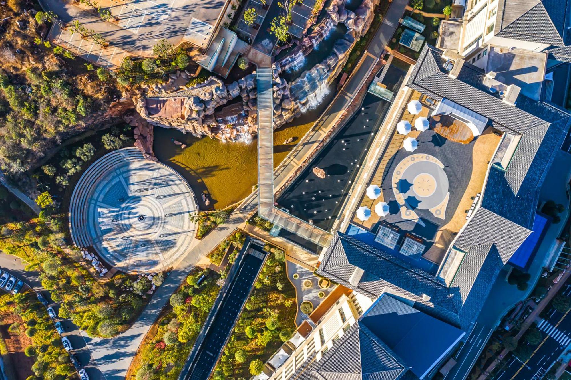 Hilton Lijiang Hotel Licsiang Kültér fotó